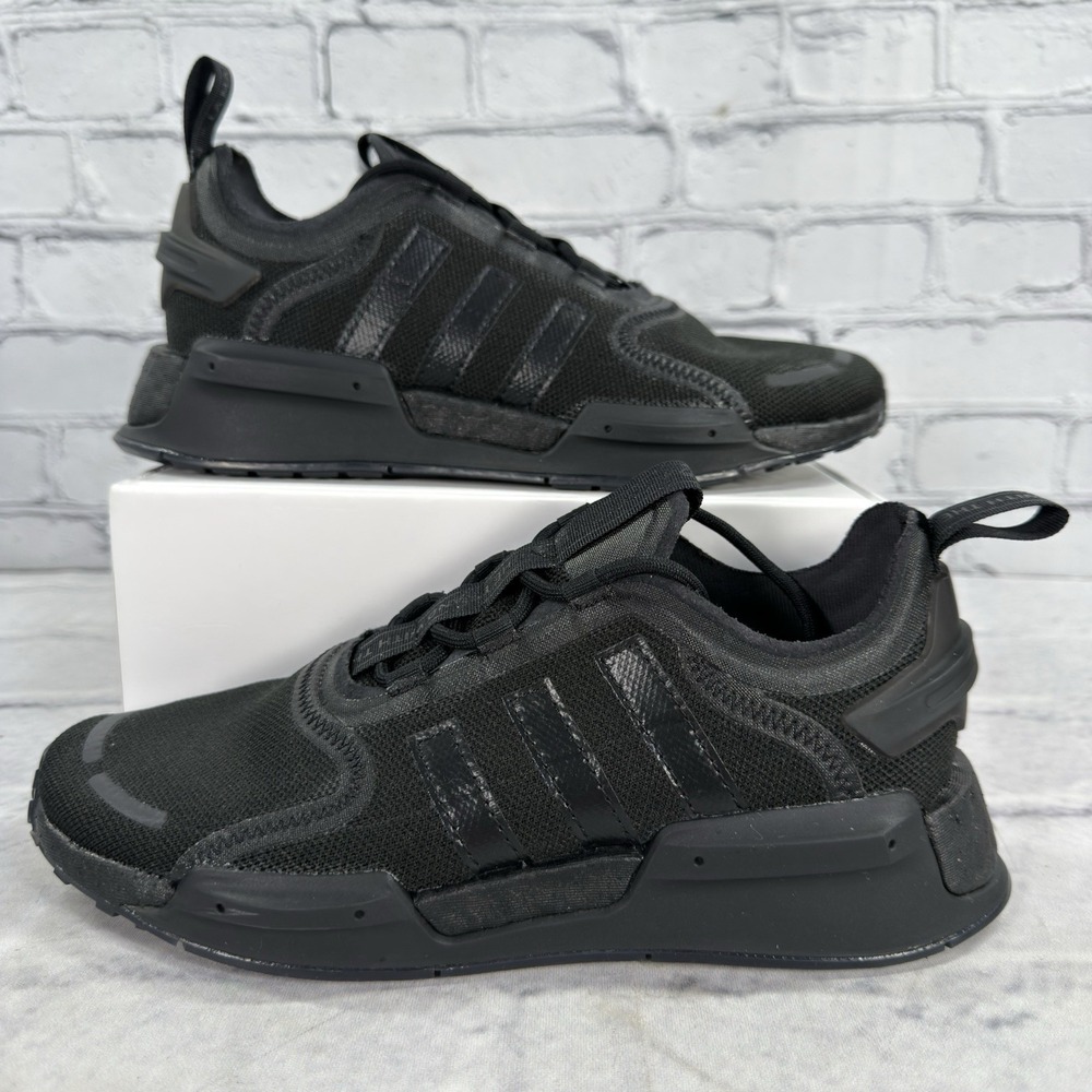 Adidas NMD R1 V3 Black Youth Size 6 Women's Size 7.5 Sneakers Running GX5683